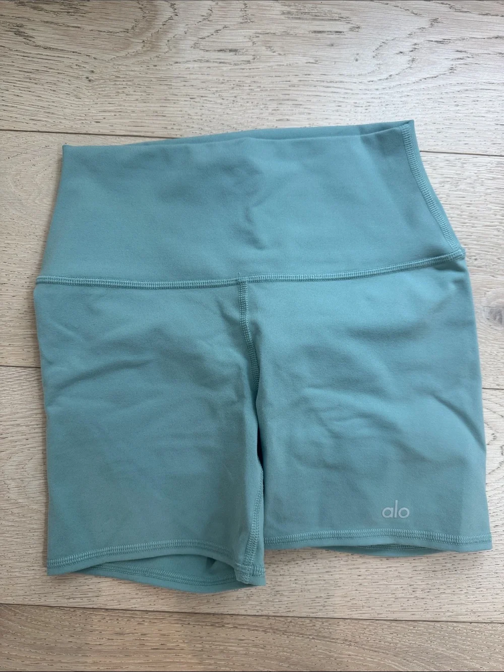 ALO Yoga High-Rise Bike Shorts in Seafoam Blue-Green